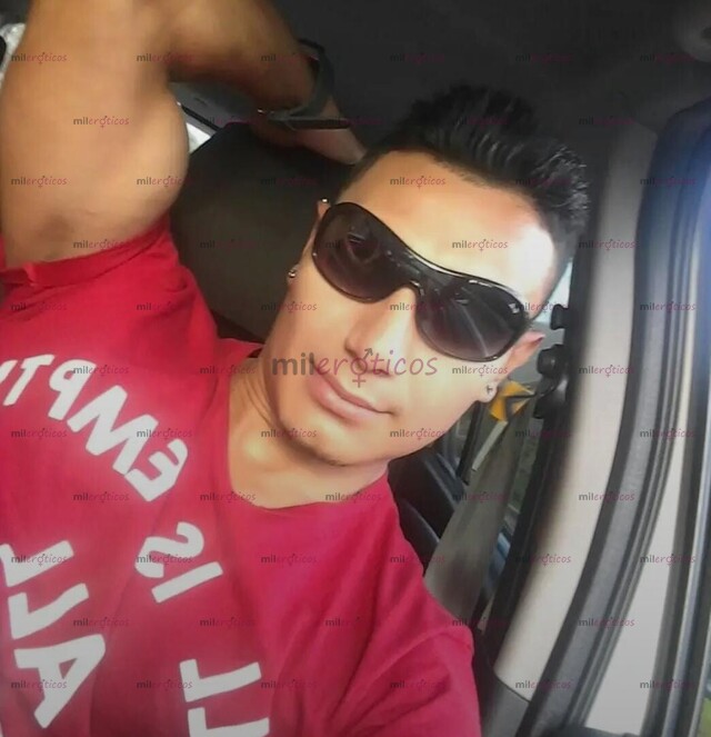 FOTOS DE HOMBRE VERGON VARONIL SERIO Y COMPLACIENTE LISTO PARA ROMPER TÚ CULO