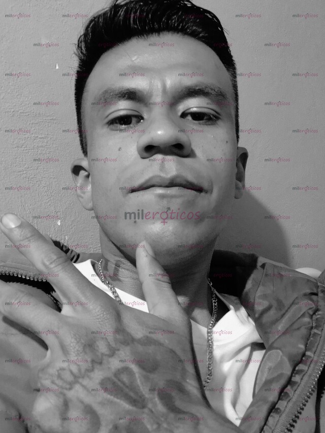 FOTOS DE CHACALITO 28 AÑOS DOTADO! INTER ACTIVO DISCRETO MUY CALIENTE