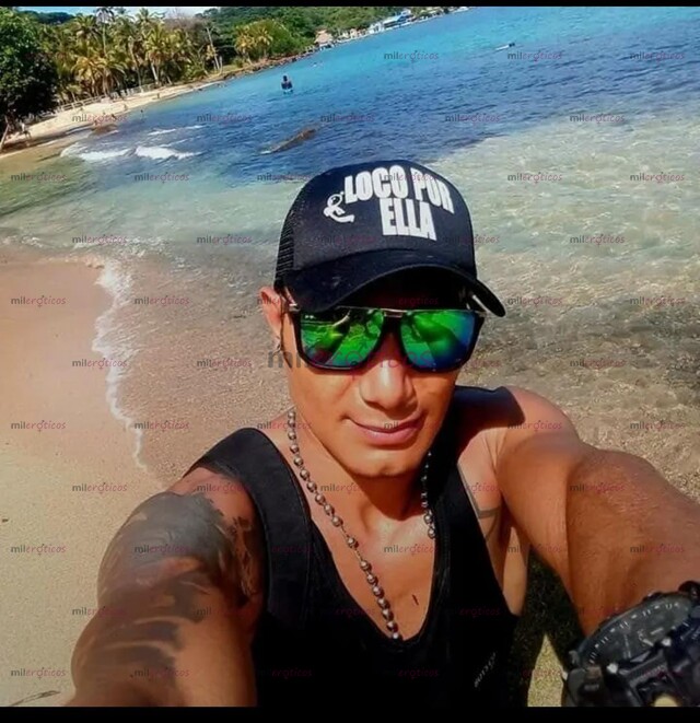 FOTOS DE MACHO DOMINANTE SEXY MUSCULOSO TATUADO Y CON VERGON DISPONIBLE PA DARTE RICO