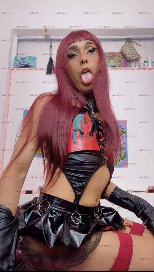 FOTOS DE ALTERNATIVA Y SUMISA POLLITA TRANS CON GANAS DE SUPLIR TUS NECESIDADES