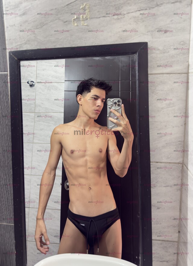 FOTOS DE JOVEN ARRECHO RESERVADO ATLÉTICO DOMINANTE