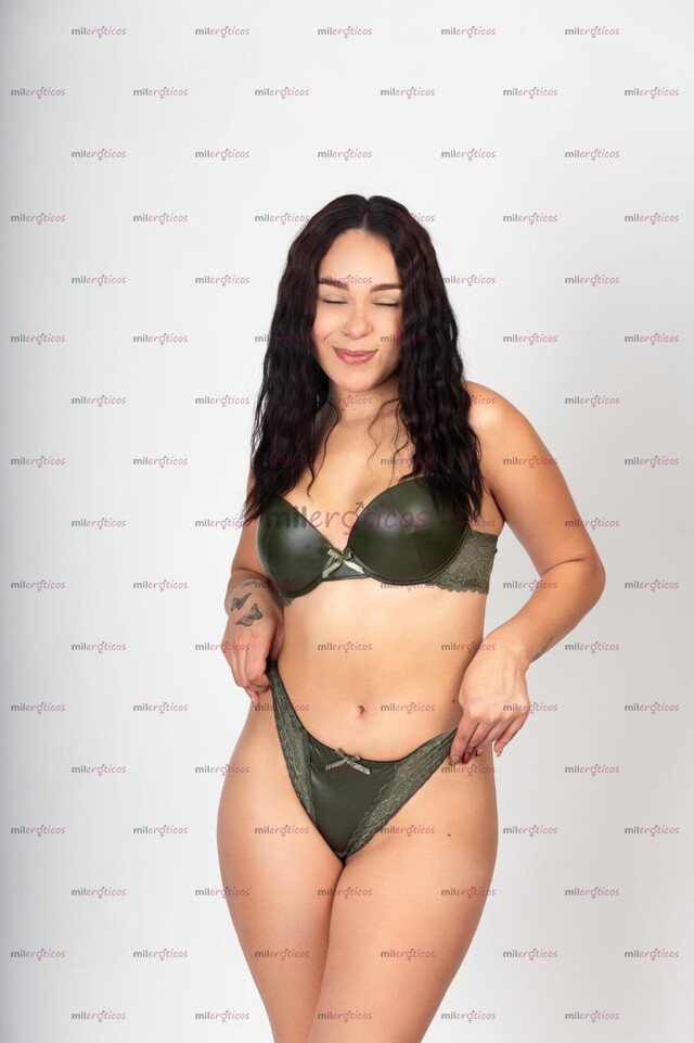FOTOS DE BELLEZA, DISCRECIÓN Y GANAS REALES DE COMPLACER. EXPERIENCIAS A TU MEDIDA.