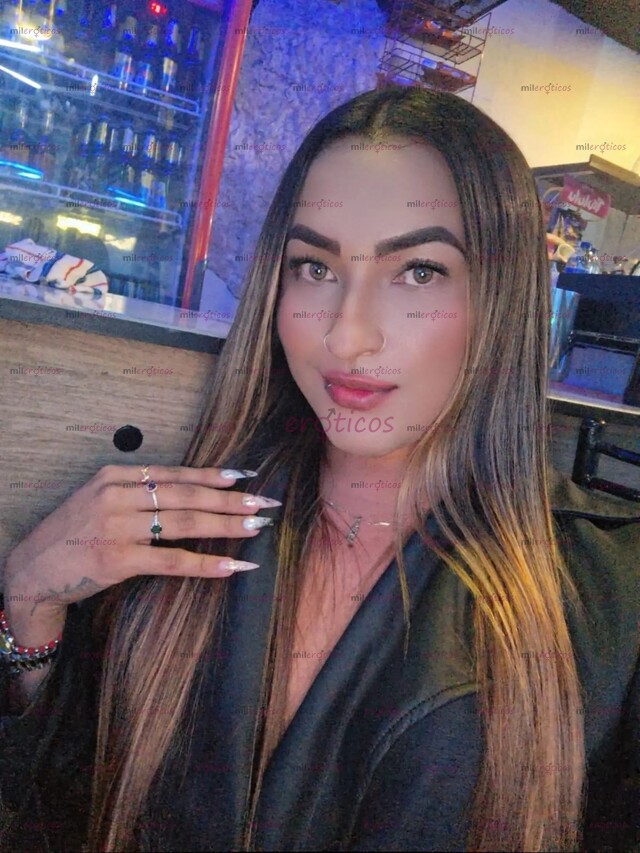 FOTOS DE UNA DULCE CEREZITA, LO QUE LE FALTA A TU PASTEL MI CIELO VEN Y PONME ENCIMA DE T