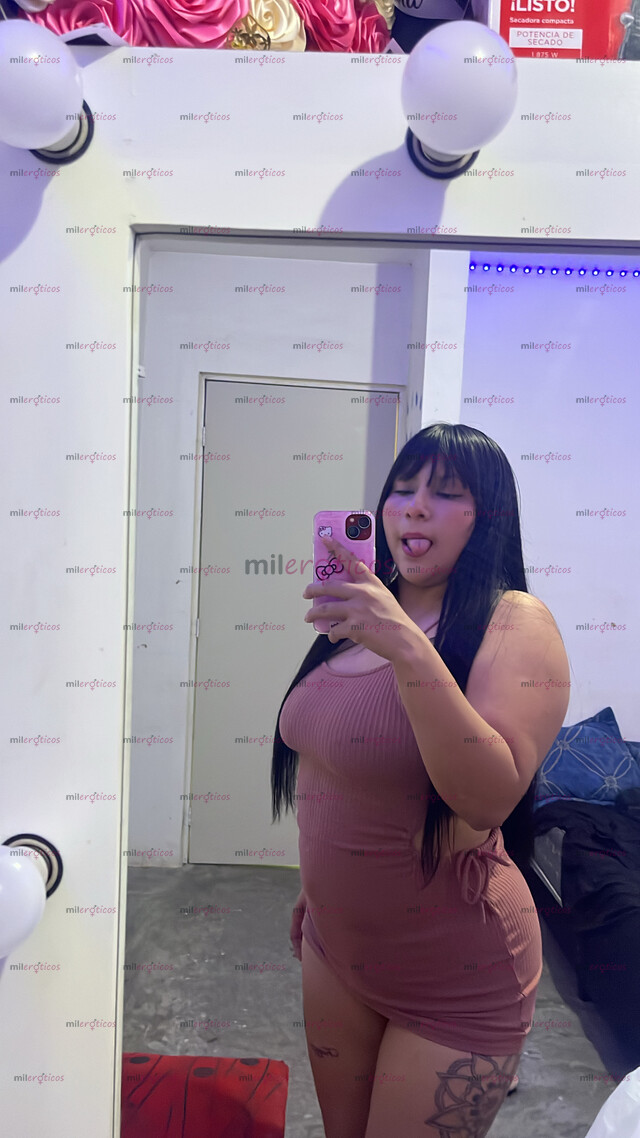 FOTOS DE HOLA AMOR SOY ARI TENGO 21 AÑOS SOY MUY CACHONDA