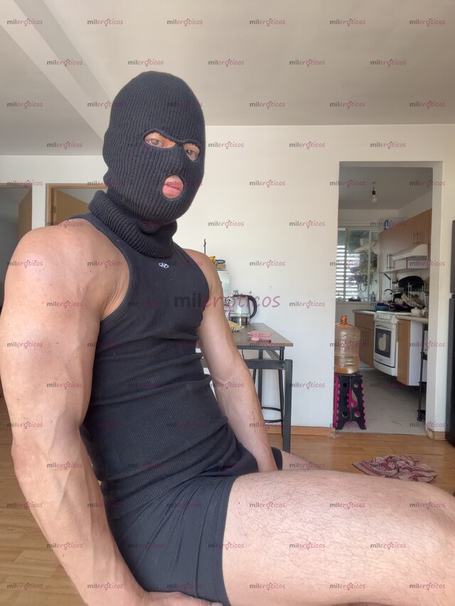 FOTOS DE RAMÓN TU TORO LECHERO ESPERANDO SER MONTADO POR UNA VERDADERA PUTA