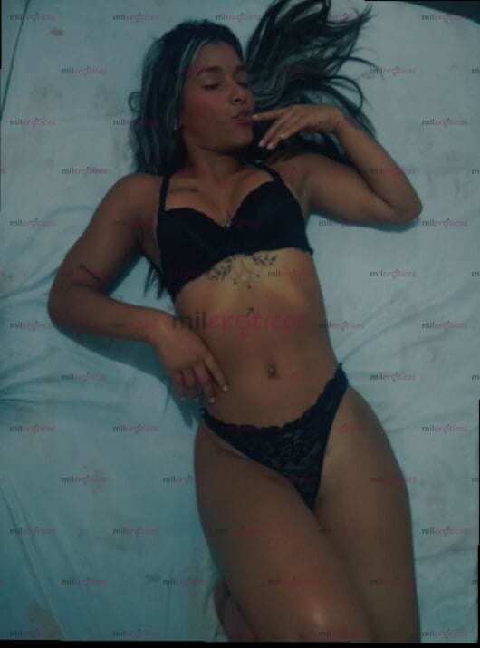 FOTOS DE FLAQUITA BONITA Y DISCRETA VAMOS A PASARLA RICO UN RATO CACHONDEO AL MÁXIMO