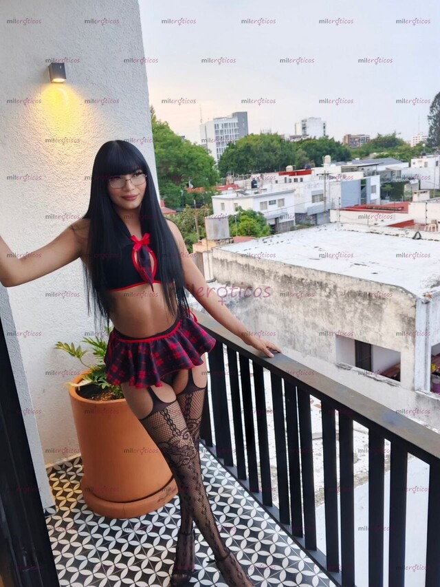 FOTOS DE BUSCAS BELLEZA Y JUVENTUD SOY TU MEJOR OPCIONES LA MAS PEQUEÑA Y GUAPA DEL PORTA