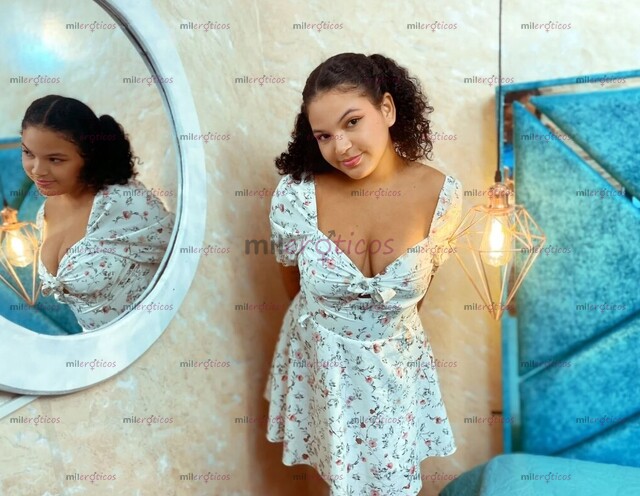 FOTOS DE LINDA JOVENCITA APRETADITA LISTA PARA SER LLENADA POR SUS AGUJEROS