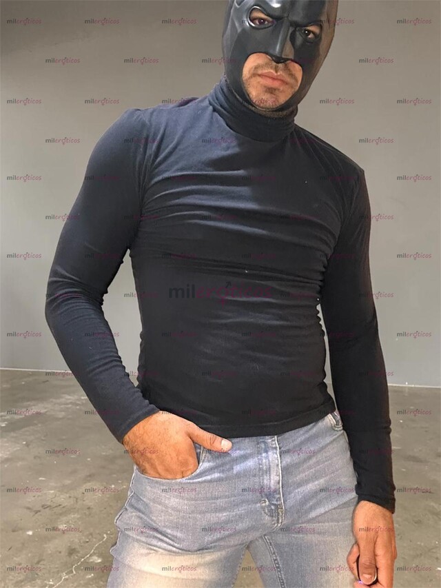 FOTOS DE MASCULINIDAD, DISCRECIÓN Y UNA NOCHE PARA RECORDAR (NO VERGON)