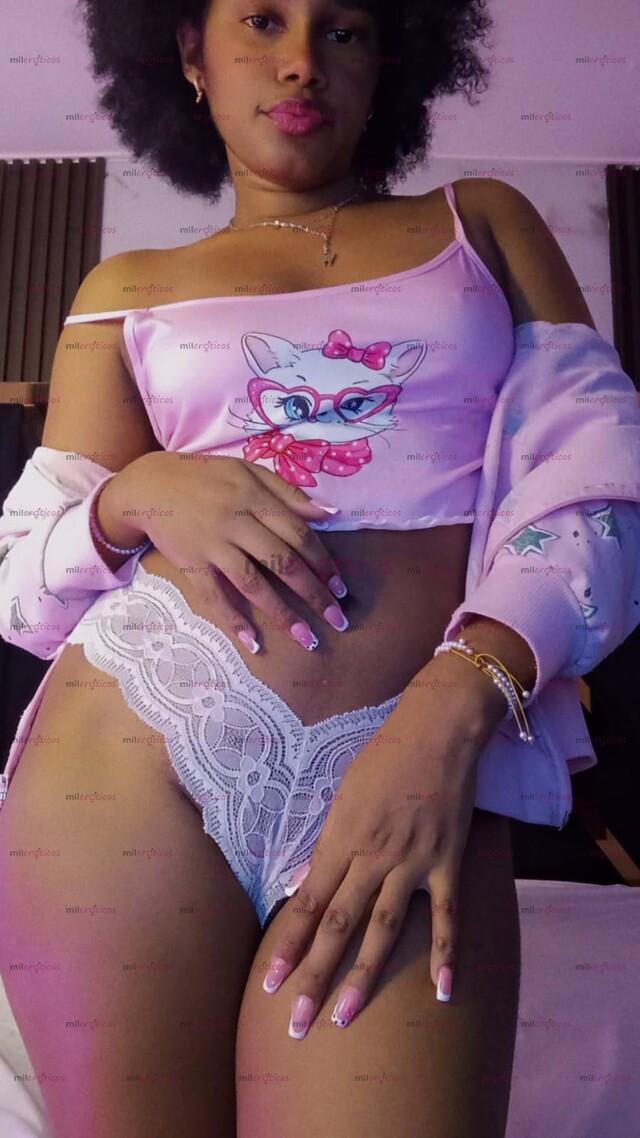 FOTOS DE KATY, DELGADA MORENA, HERMOSA PERSONALIDAD