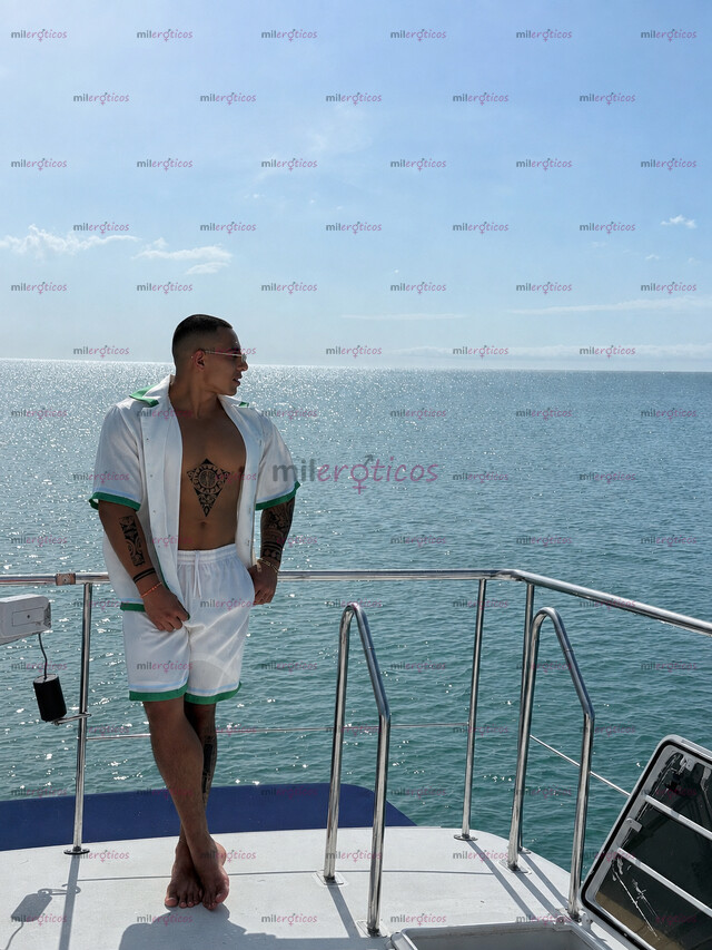 FOTOS DE ACTIVO VERGON LATINO VARONIL DISCRETO CALIENTE 24 7