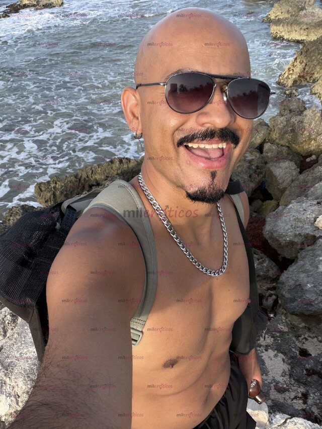 FOTOS DE HETERO MORBOSO,CALIENTE Y ENTRON !..VISITANDO MAZATLAN