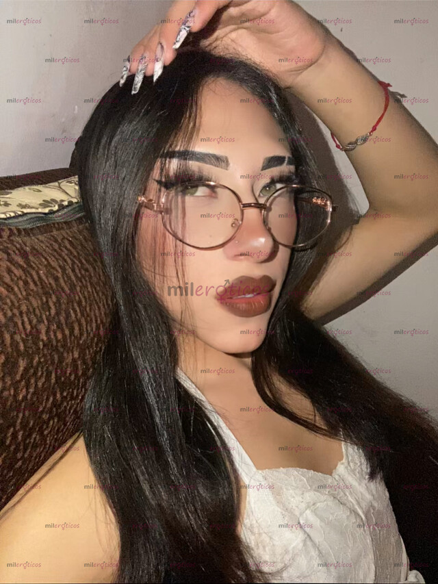 FOTOS DE NICOLE... JOVENCITA TRANS, 21CM, HERMOSA Y NATURAL