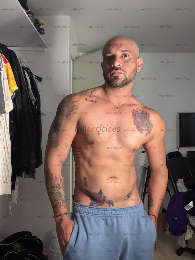 FOTOS DE ACTIVO, COMPLACIENTE, MORBOSO, CALIENTE, EDUCADO