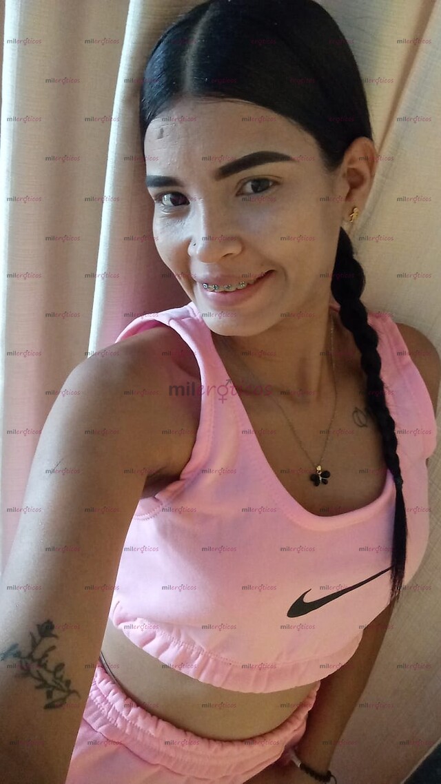 FOTOS DE HOLA AMOR SOY AZUCENA POLLITA RECIÉN LLEGADA APRETADITA
