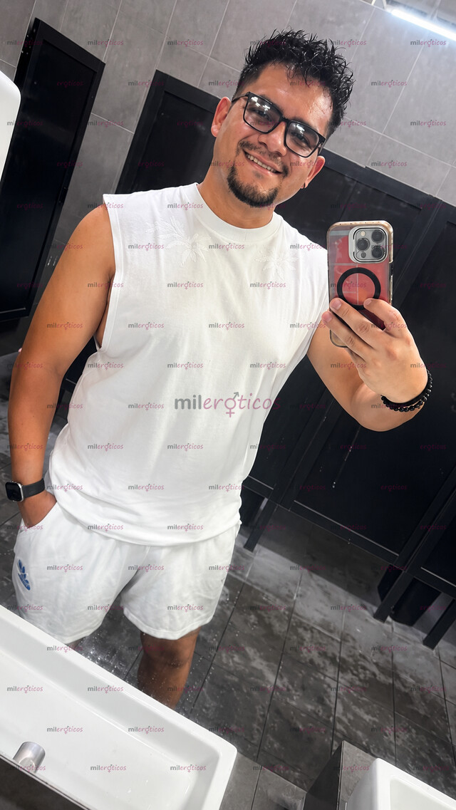 FOTOS DE COMPAÑERO PARA EVENTOS O MOMENTOS ESPECIALES
