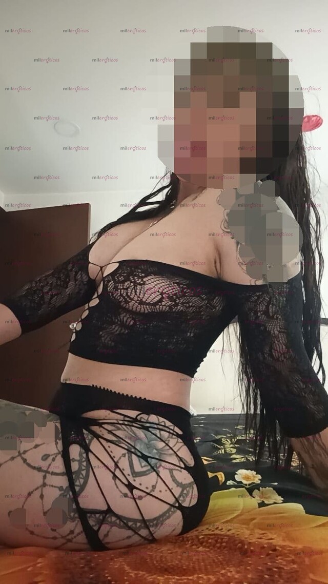 FOTOS DE FLACA TATUADA ROLA DE CABELLO LARGO HERMOSO ROSTRO CON APTO PRIVADO