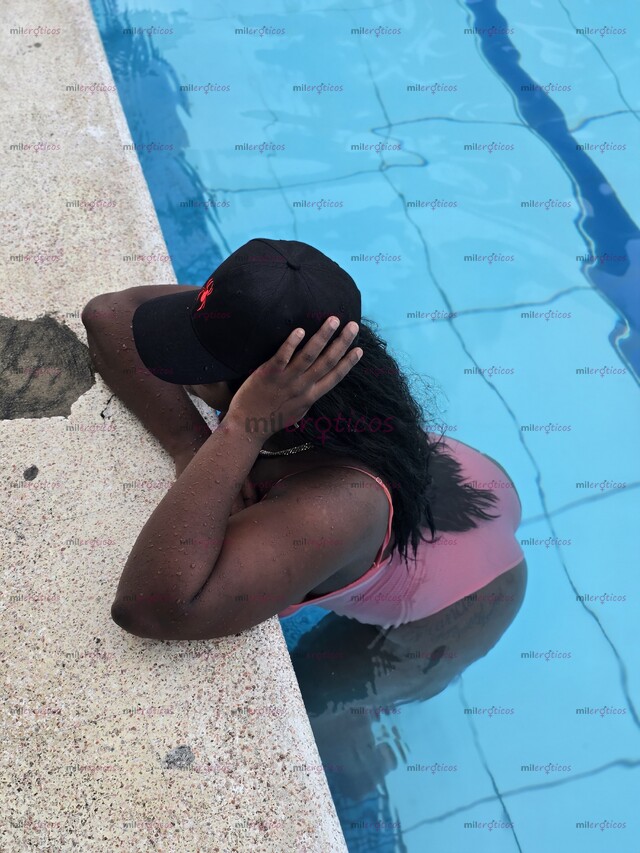 FOTOS DE MORENA SUPER CALIENTE CUBANA PARA SATISFACERTE Y LLEVARTE AL CIELO