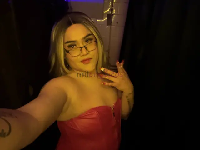 Hola mis amores soy melody colombiana recien llegada femenina elegante y muy sensual me caracterizo por ser carinosa sumisa y muy complaciente con un...