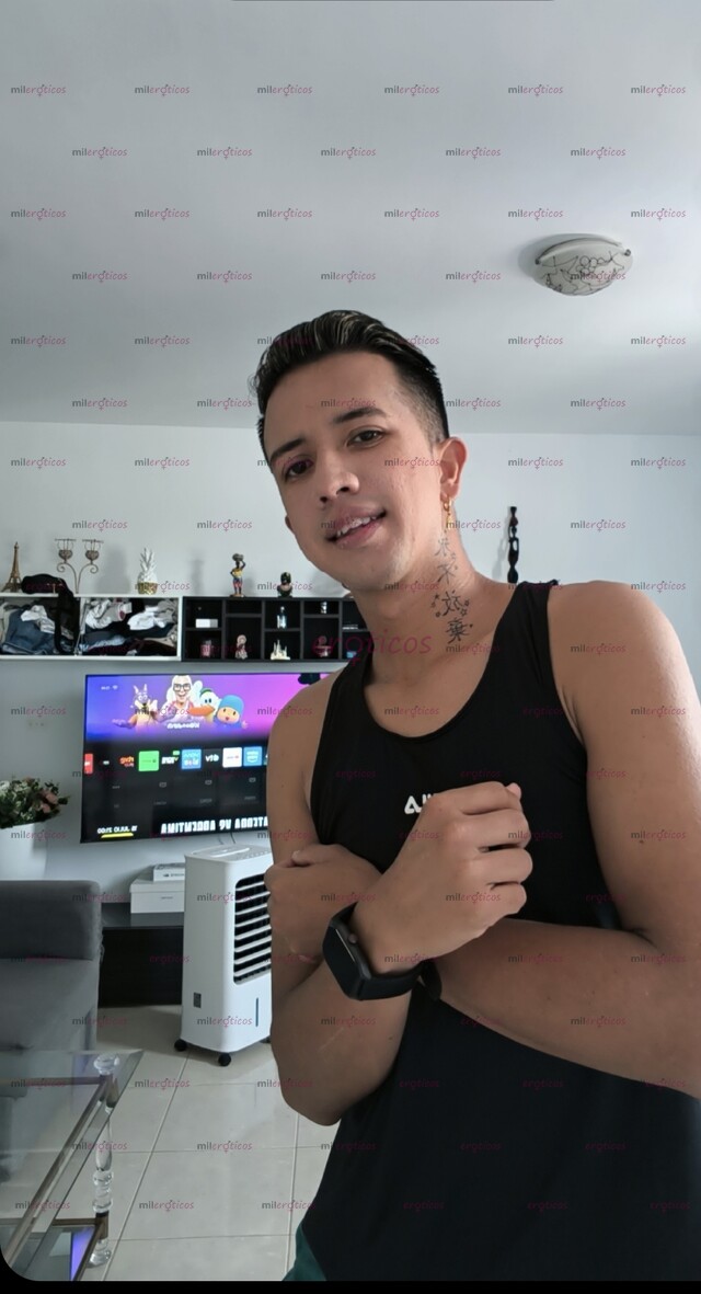 FOTOS DE CHICO COLOMBIANO ARDIENTE DE NUEVO EN EL PAIS PARA COMPLACERTE