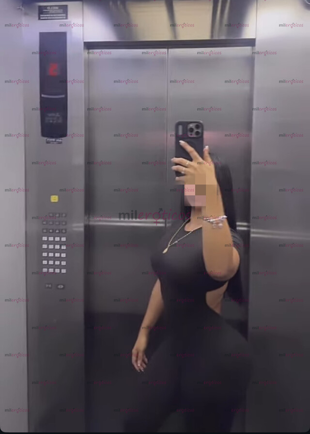 FOTOS DE CUERPO DELICIOSO Y TETAS BIEN GRANDES Y NATURALES