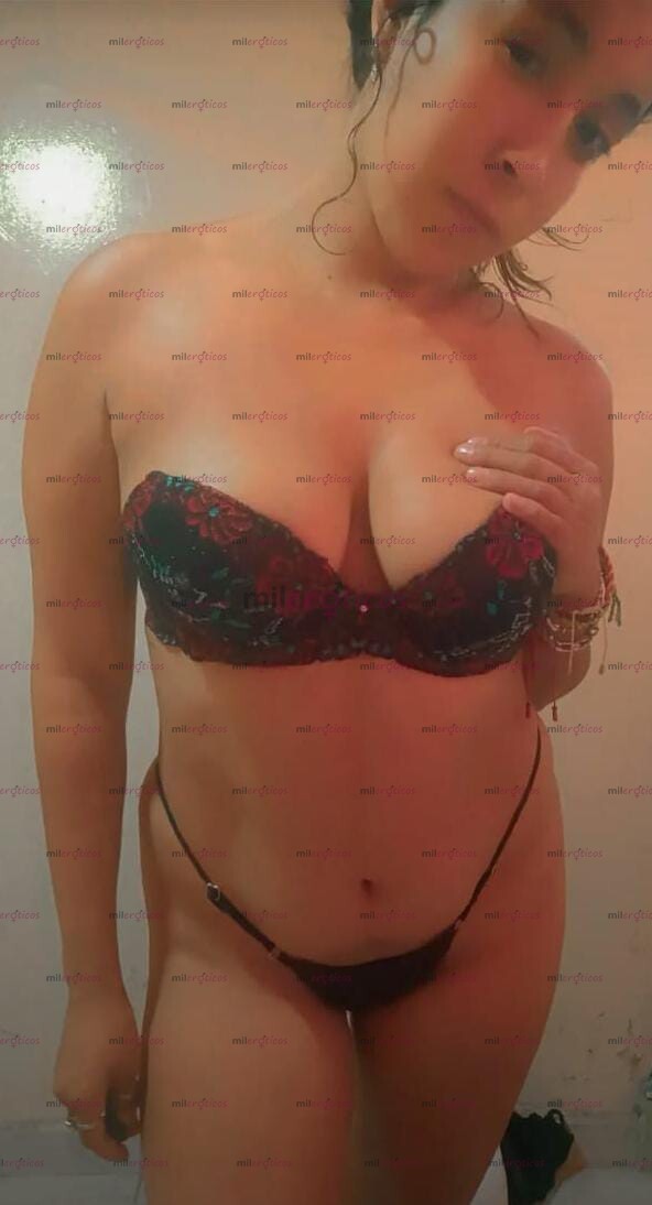 FOTOS DE HOLA MIS AMORES ME LLAMO CAMILA TENGO 24 AÑOS ME ENCANTA TOMAR LECHE ASTA NO MAS