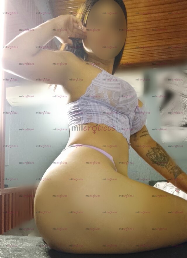FOTOS DE EXQUISILLITA FLAQUITA NATURAL DE 23 AÑOS SÚPER APRETADA Y MOJADITA