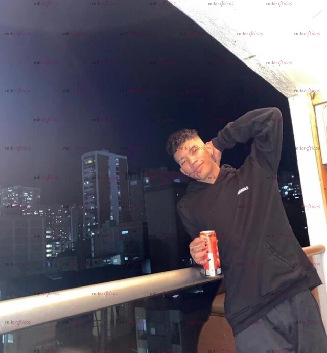 FOTOS DE JOVEN DISPONIBLE EN LA CIUDAD DISPUESTO A COMPLACERTE EN TODO