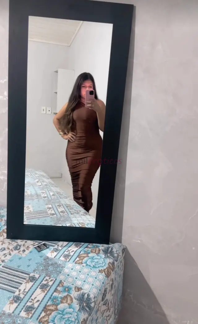 Oiiee prazer camila vendo conteudo e realizo video chamada bem gostosas estou aqui para te deixar a vontade e realizar seus desejos venha ter otimos m...