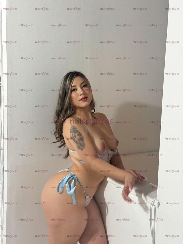 FOTOS DE MIA SEXY CON GRANDE CULO Y HERMOSAS CURVAS