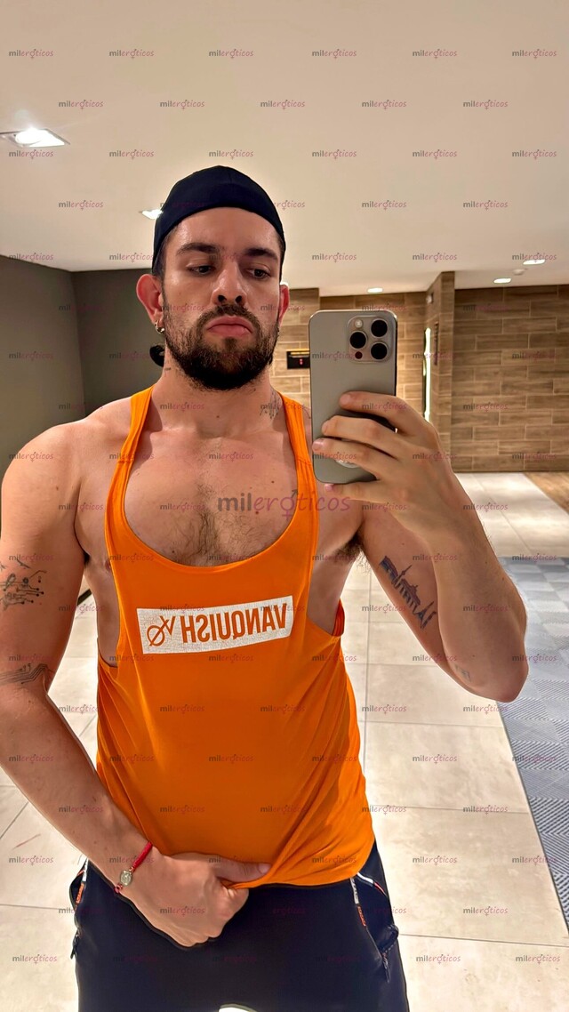 FOTOS DE BISEXUAL MACHO ACTIVO POLÍGLOTA PARA CUMPLÍR TUS FANTASÍAS