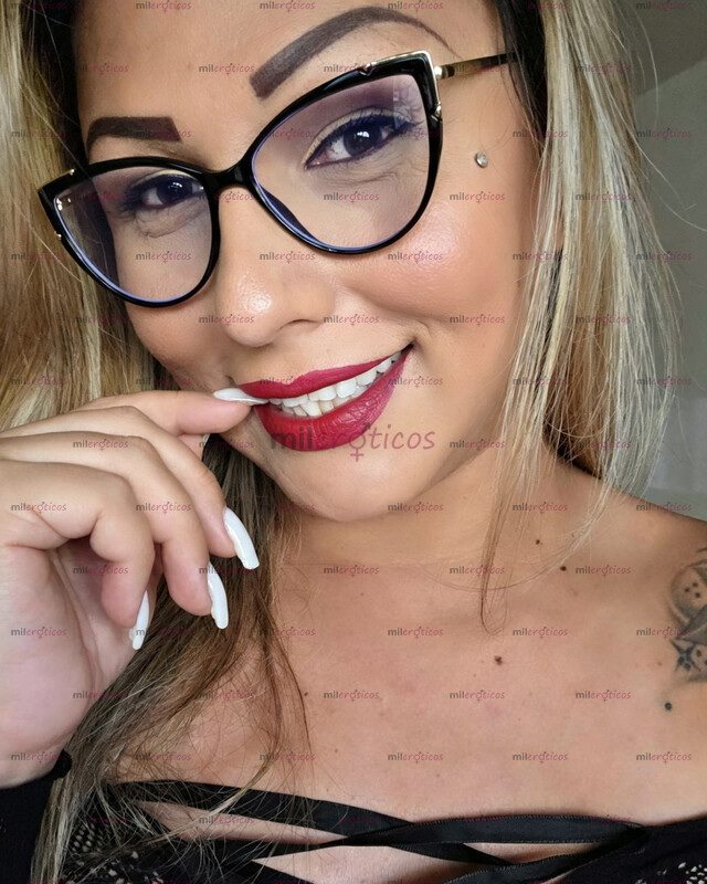 FOTOS DE TRANSEXUAL EN MEDELLIN , ZONA LAURELES CARRERA 72 CON 42 ..