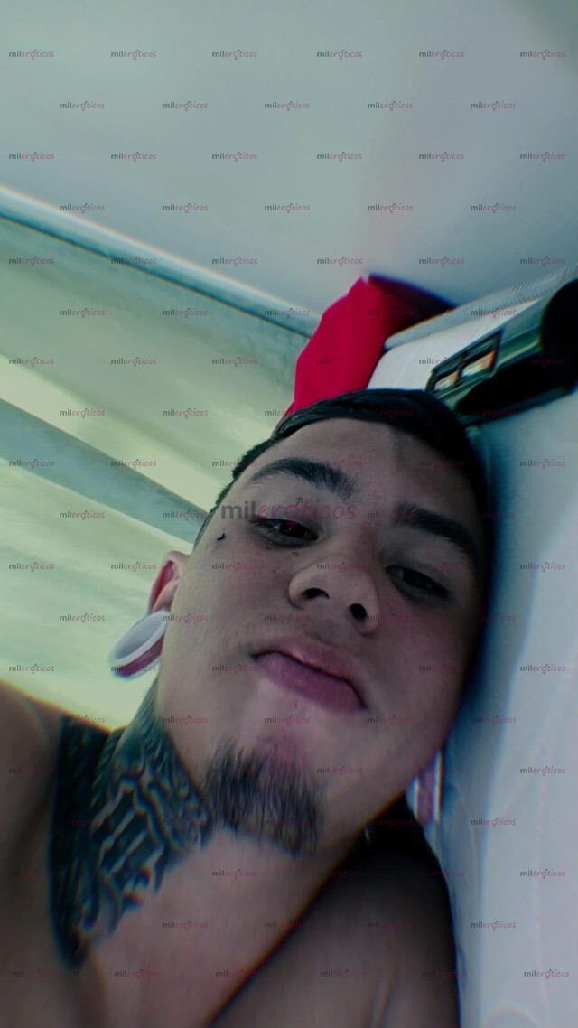 FOTOS DE JOVEN PAPASITO FLAQUITO NUEVO EN LA PLATAFORMA DISPONIBLE PARA TI