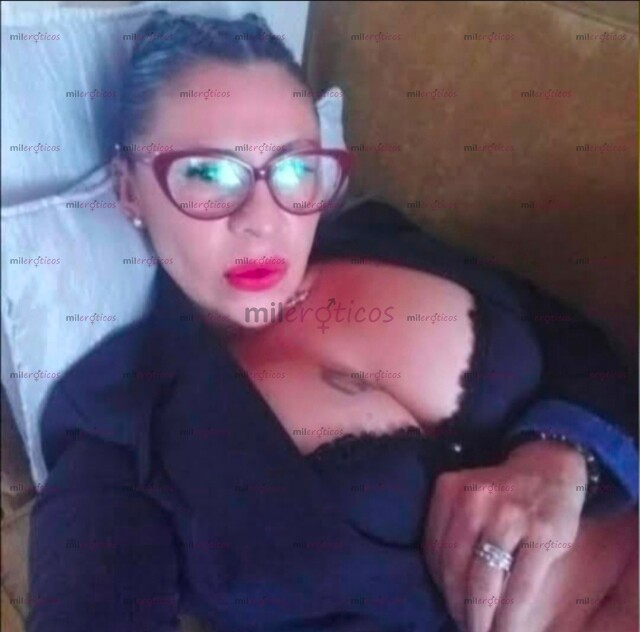 FOTOS DE COMPLACIENTE HERMOSA TIERNA MADURA PARA BRINDARTE EL MEJOR DESEO SEXUAL