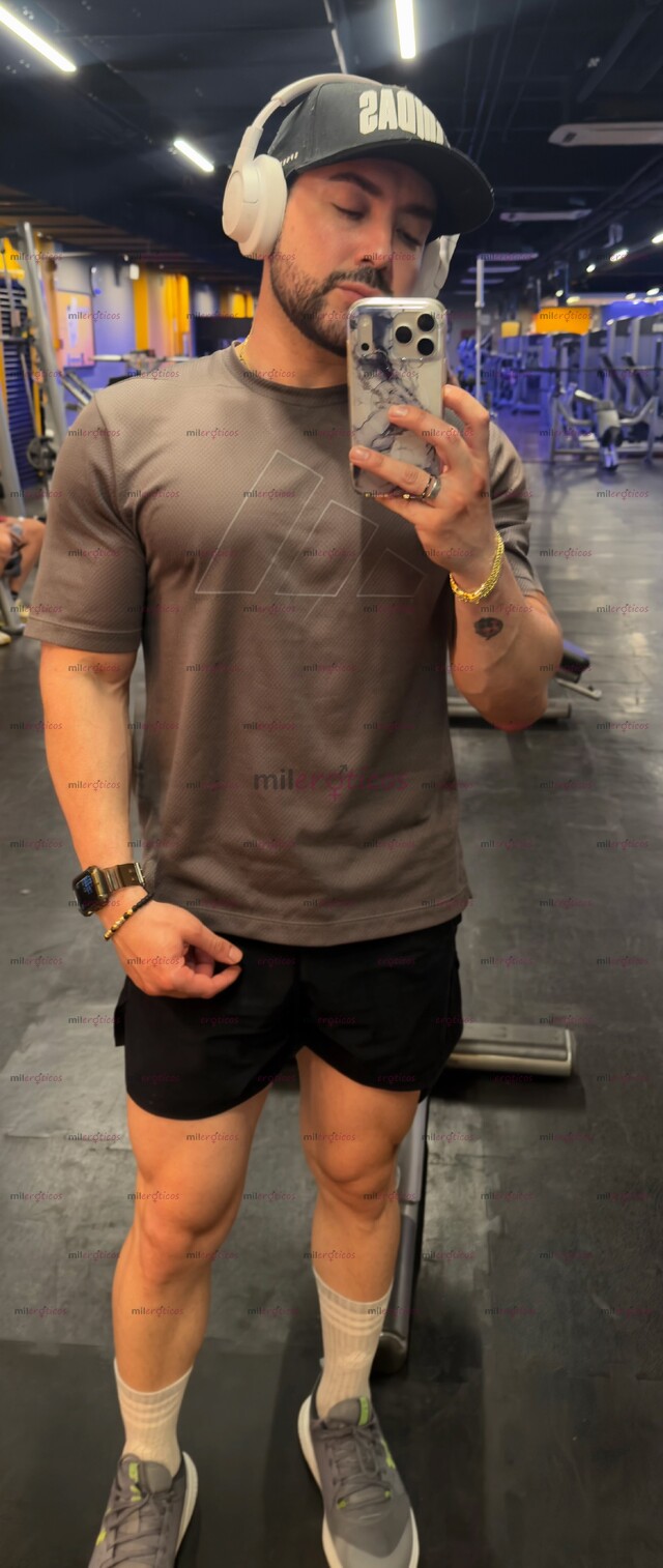 FOTOS DE HOLA SOY VALENTINO CHICO COLOMBIANO LA PASAREMOS MUY BIEN