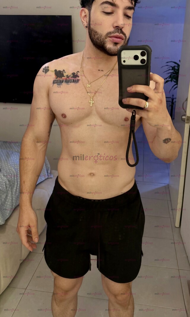 FOTOS DE HOLA SOY VALENTINO CHICO COLOMBIANO LA PASAREMOS MUY BIEN