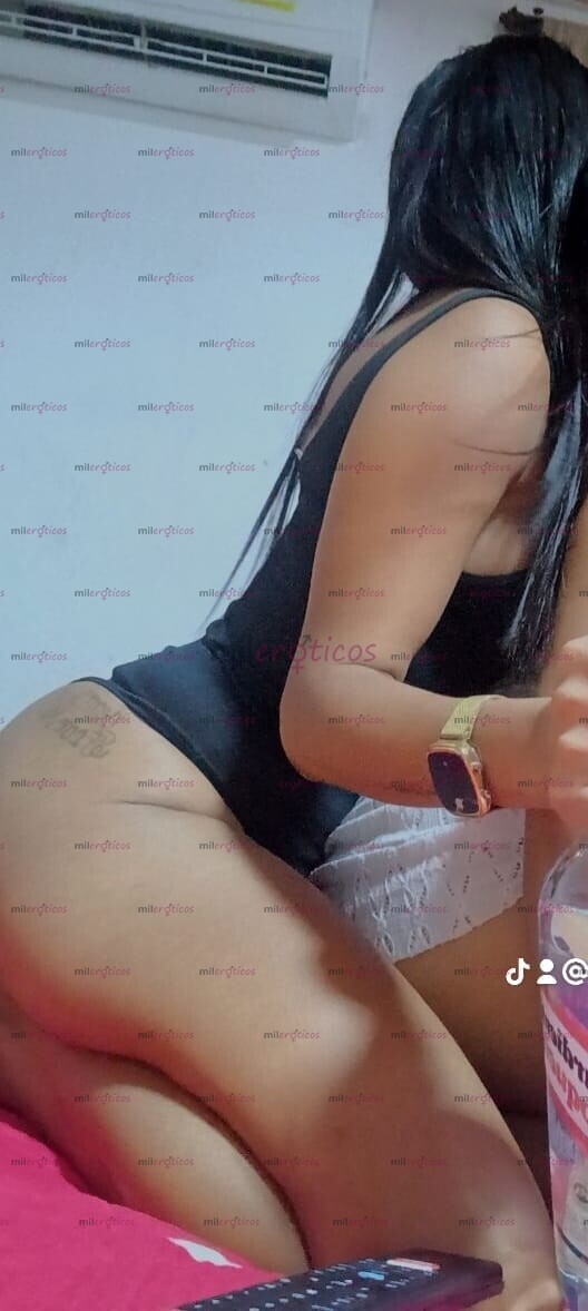 FOTOS DE TU LINDA PELINEGRA EN TU CIUDAD PARA COMPLACERTE MI AMOR PRECESIAL Y CONTENI