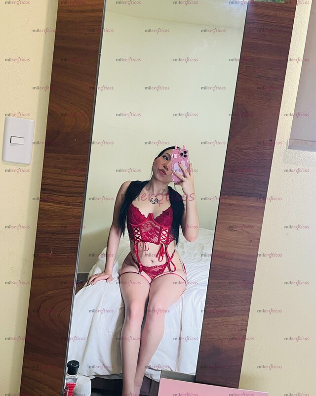 FOTOS DE CHIQUITA MOJADITA, APRETADITA Y CALIENTE PARA TI