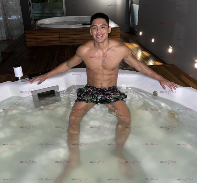FOTOS DE LESSO PERVERSSO BISEXUAL MACHO EXTRANJERO