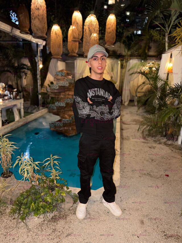 FOTOS DE JOVEN PAISA MASCULINO VERGON, VIP SERIO POCOS DÍAS