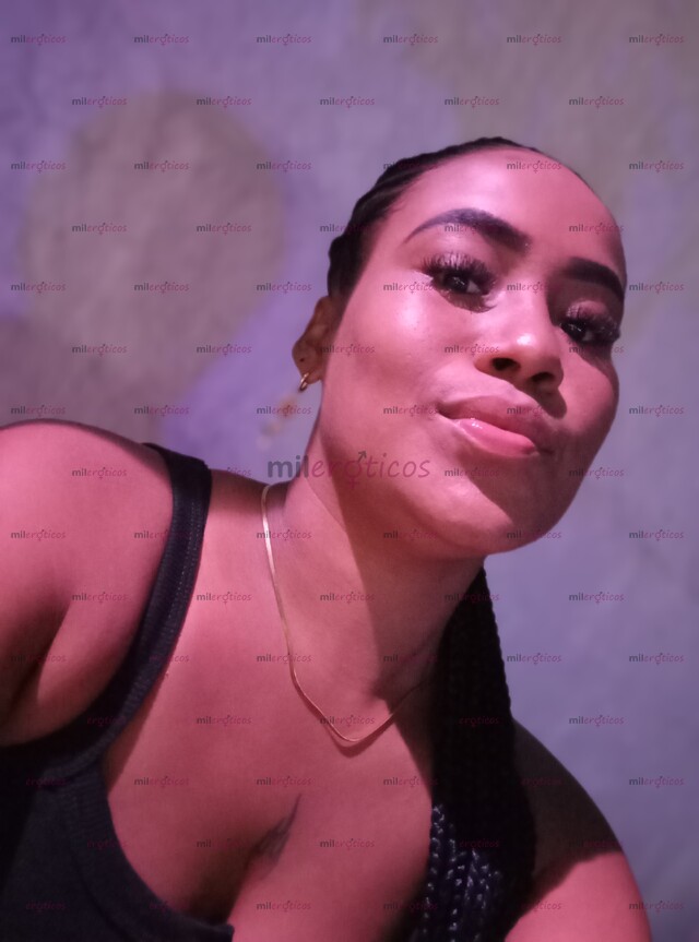 FOTOS DE OY UN CHICA DE 27 AÑOS, UTILIZÓ ESA PÁGINA PARA GENERAR INGRESOS Y SOBREVIVIR EL