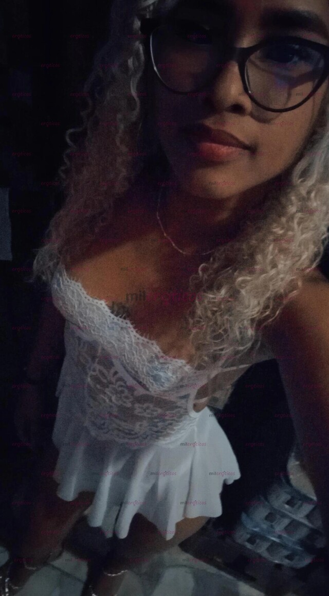 FOTOS DE HOLA SOY GINA UNA FLAQUITA MUY COMPLACIENTE