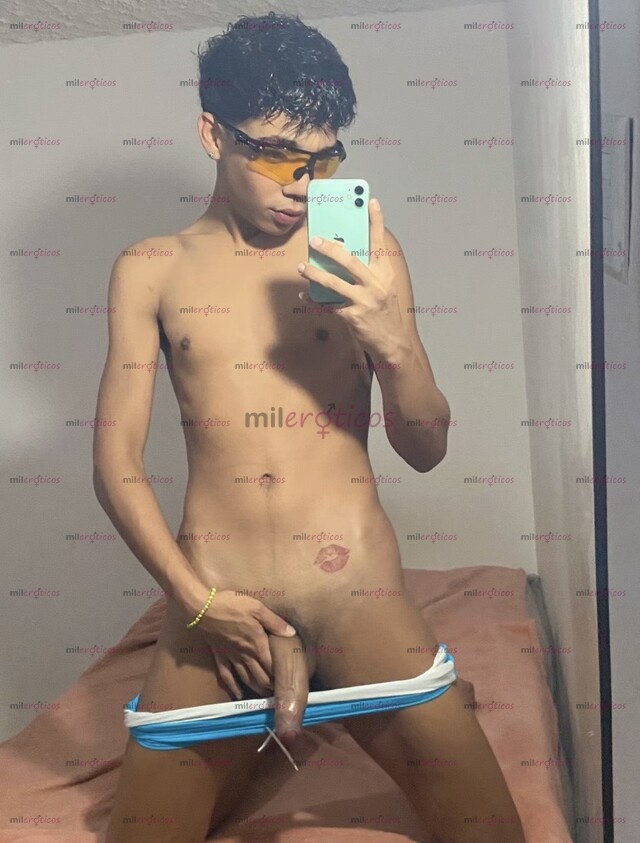 FOTOS DE CHICO CUBANO VERSÁTIL, DISPUESTO A TODO LAS 24 HORAS
