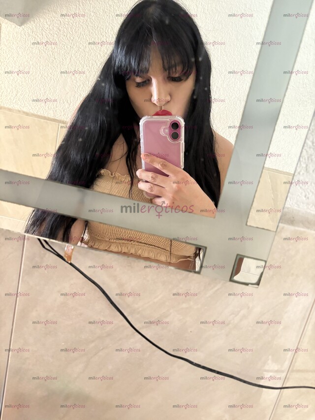 FOTOS DE HERMOSA Y MUY CACHONDA DISPONIBLE PARA TI PAPI!!