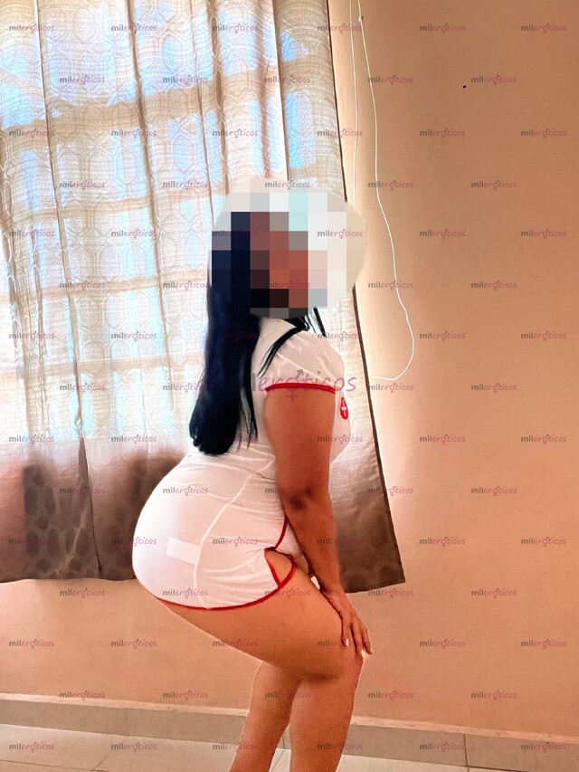 FOTOS DE CHICA CON CURVAS RICAS , MAMADAS BIEN ENSALIVADAS