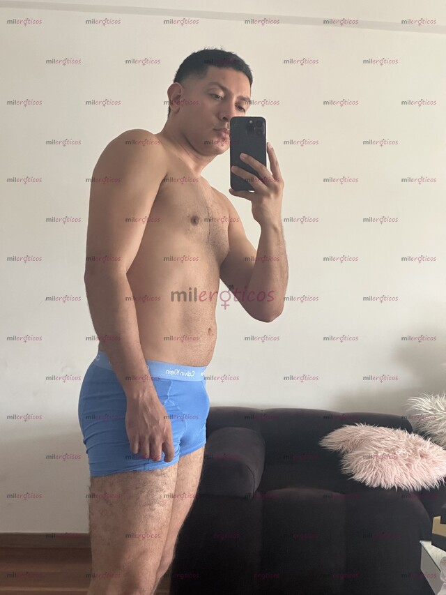 FOTOS DE JOVEN PAISA VERSÁTIL, COMPLACIENTE Y MUY CALIENTE