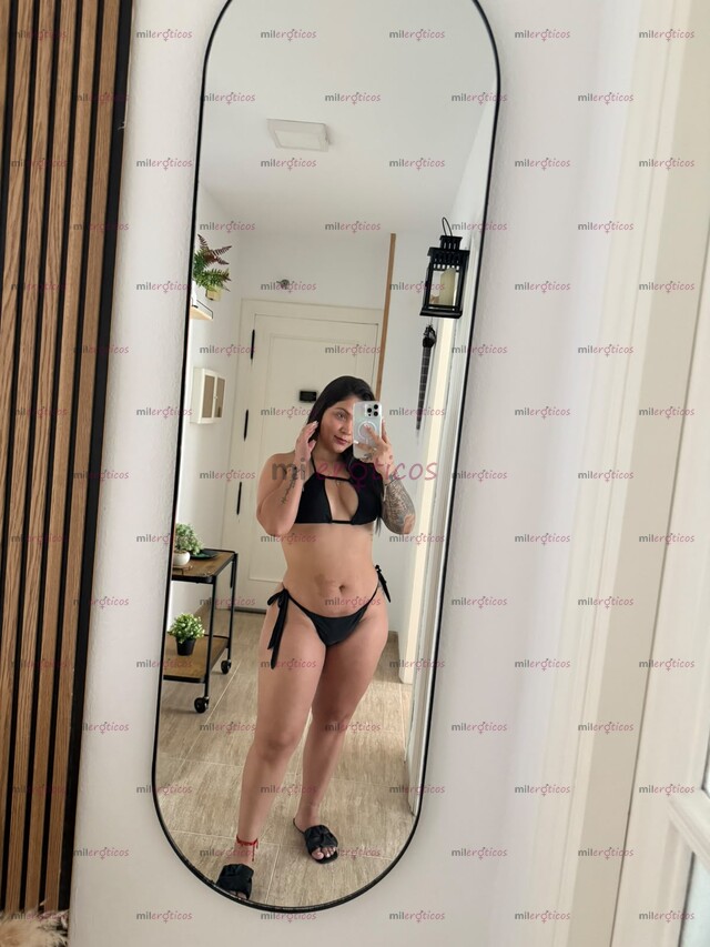 FOTOS DE VALENTINA PRECIOSA PAISA JOVENCITA 22 AÑOS CON SITIO