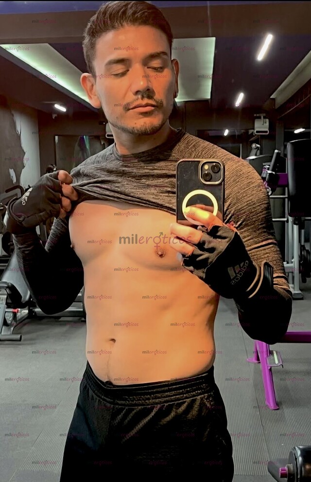 FOTOS DE VATO VERGON ACTIVO Y MUY CALIENTE CON 20 CMS DE VERGA PARA DEJÁRTELA IR