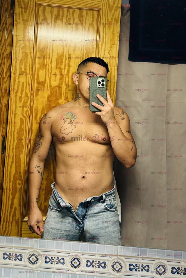 FOTOS DE JONATHAN COLOMBIANO DE PASO DISPUESTO A COMPLACERTE