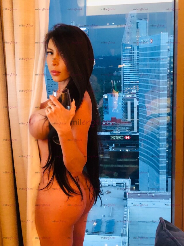 FOTOS DE LIV TENGO UNA ENERGÍA VIBRANTE QUE NO PASA DESAPERCIBIDA POR ESO SOY LA MEJOR